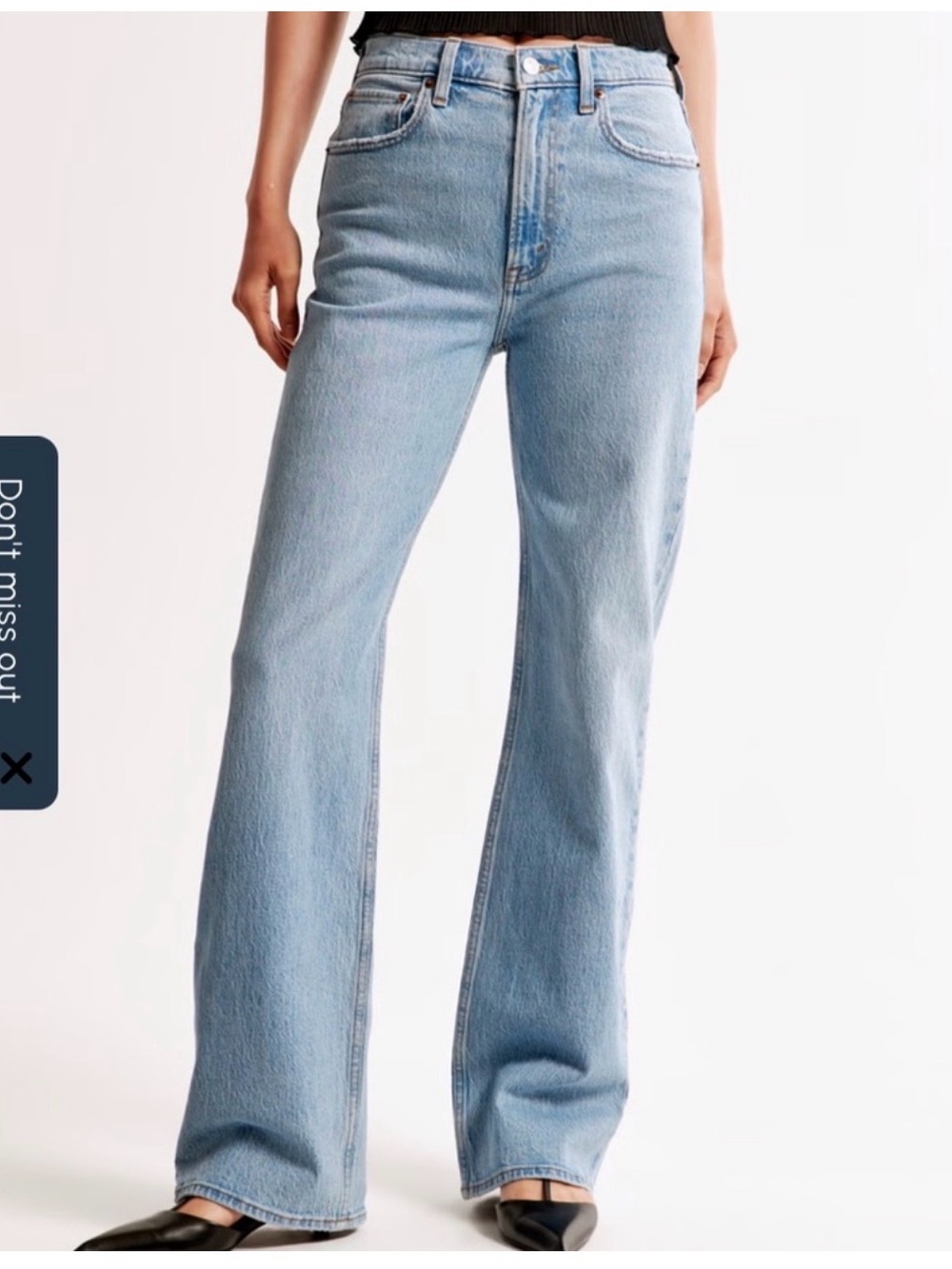 Abercrombie & Fitch 90s Relaxed Jean
High Rise, Medium wash - Curve Love 26